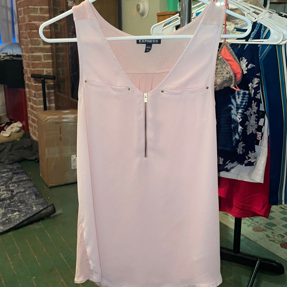 Elegant, silky top
